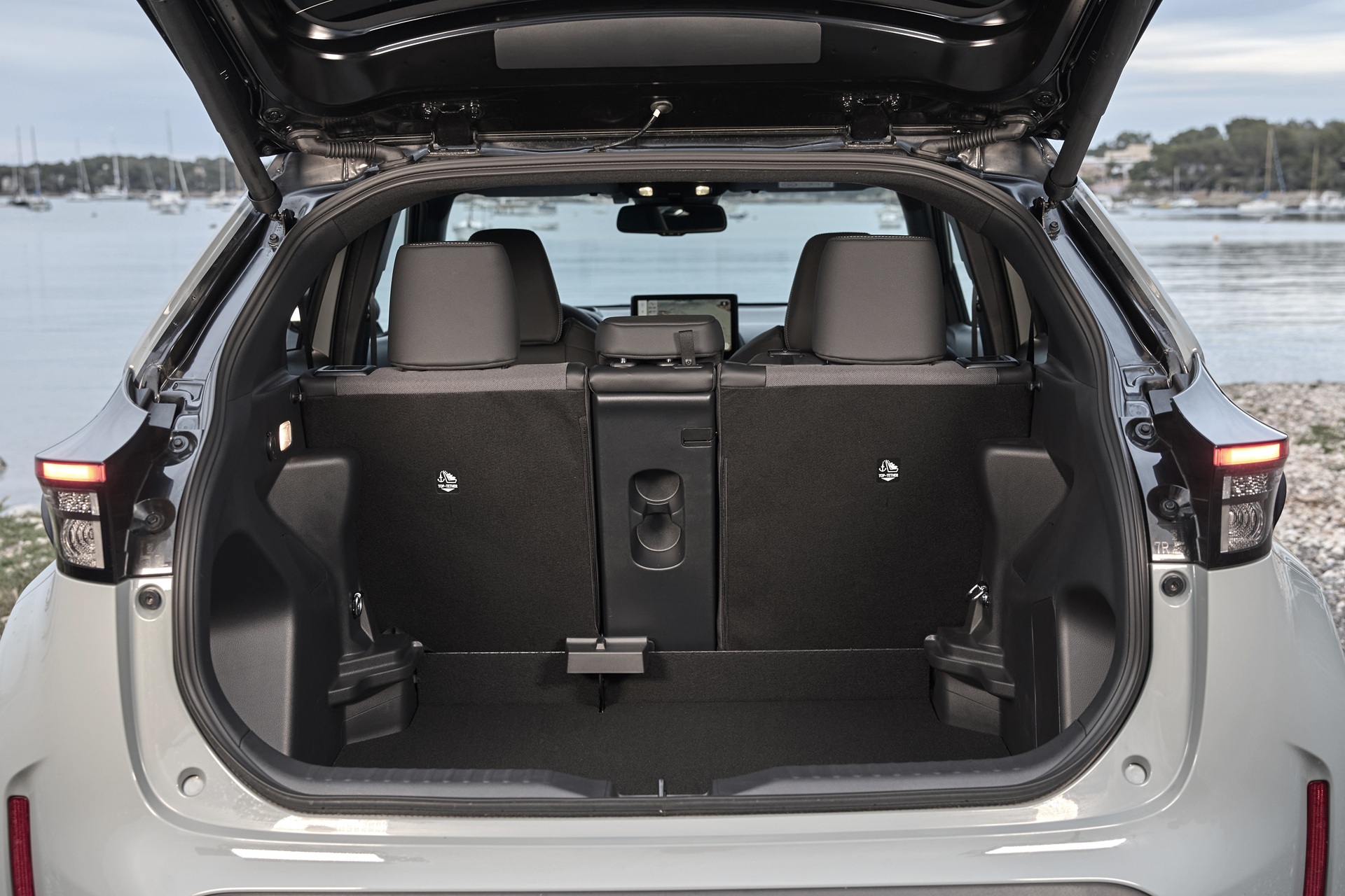 Król miejskich SUV-ów nie psuje się i pali tyle, co nic. To rynkowy hit Polaków w 2026 roku