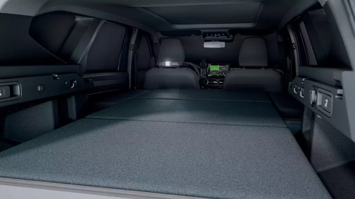 Killer Toyoty ma LPG i napęd 4×4. Pakowny i nie chiński SUV to cenowy fenomen