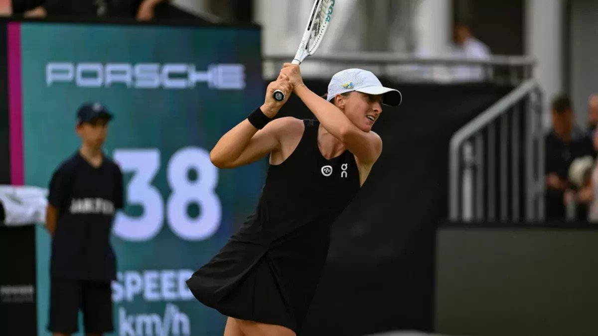 Iga Świątek wraca do gry po niemal miesięcznej przerwie. Do wygrania Porsche za około milion złotych