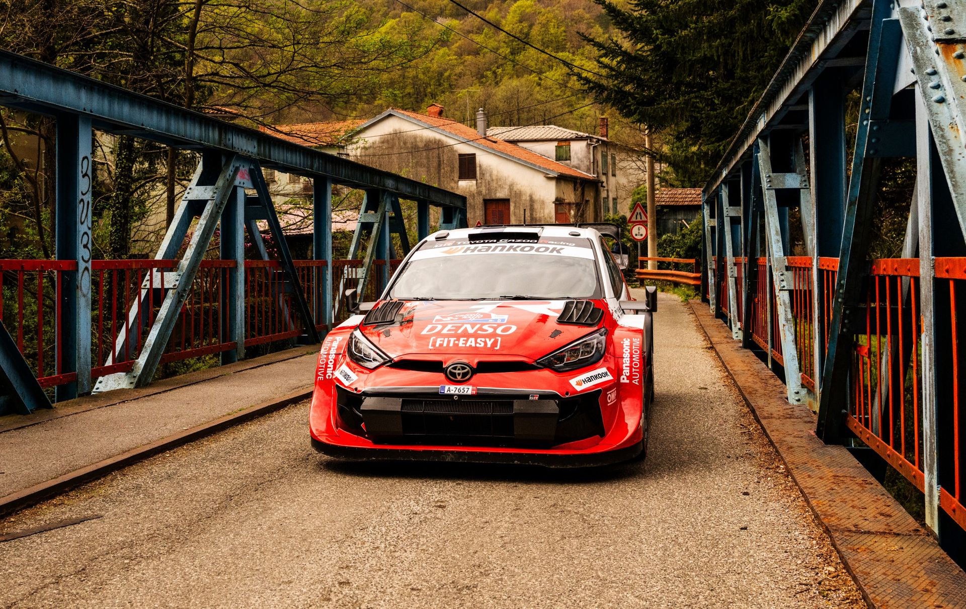 Sensacja w Rajdzie Chorwacji. Sami Pajari i Marko Salminen liderami czwartej rundy WRC po piątku