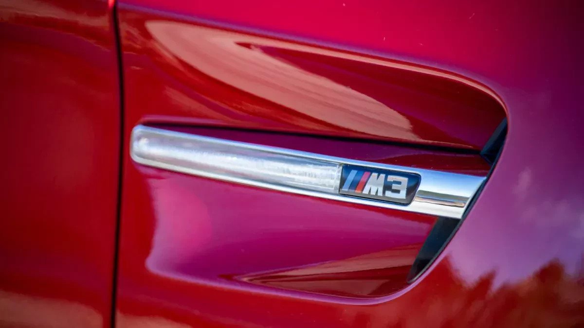 Kultowe BMW M3 w kabriolecie dziś już poniżej 50 tysięcy złotych. Jedyne takie z 4-litrowym V8