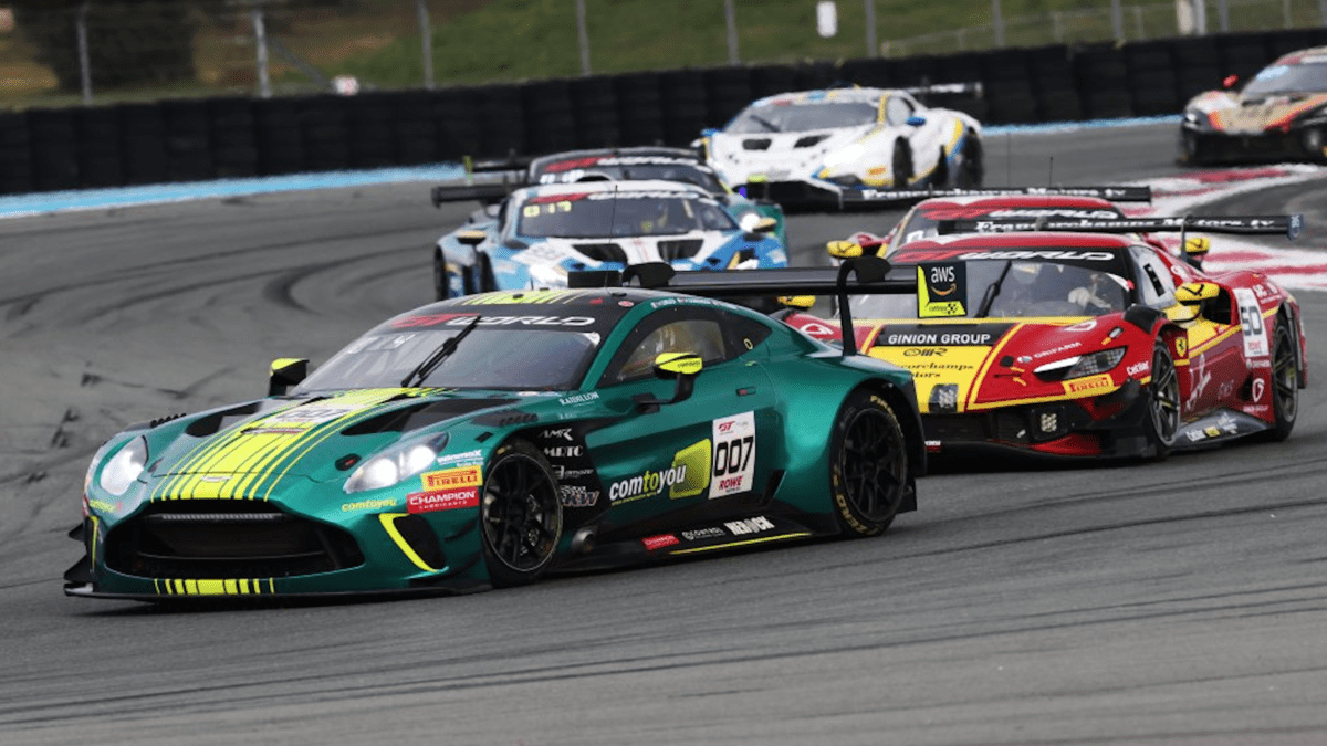 Kolejny kierowca F1 zamienia bolid na samochód wyścigowy. Zaskakujący debiut już 11 kwietnia