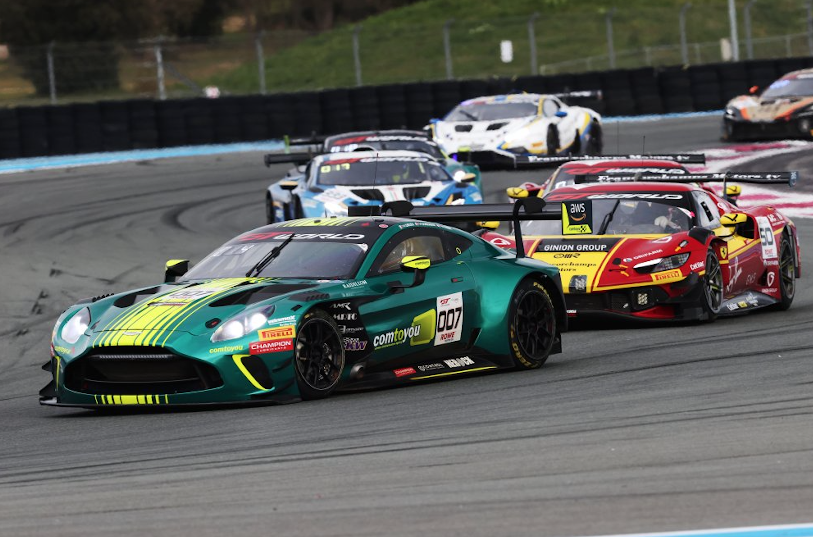 Kolejny kierowca F1 zamienia bolid na samochód wyścigowy. Zaskakujący debiut już 11 kwietnia