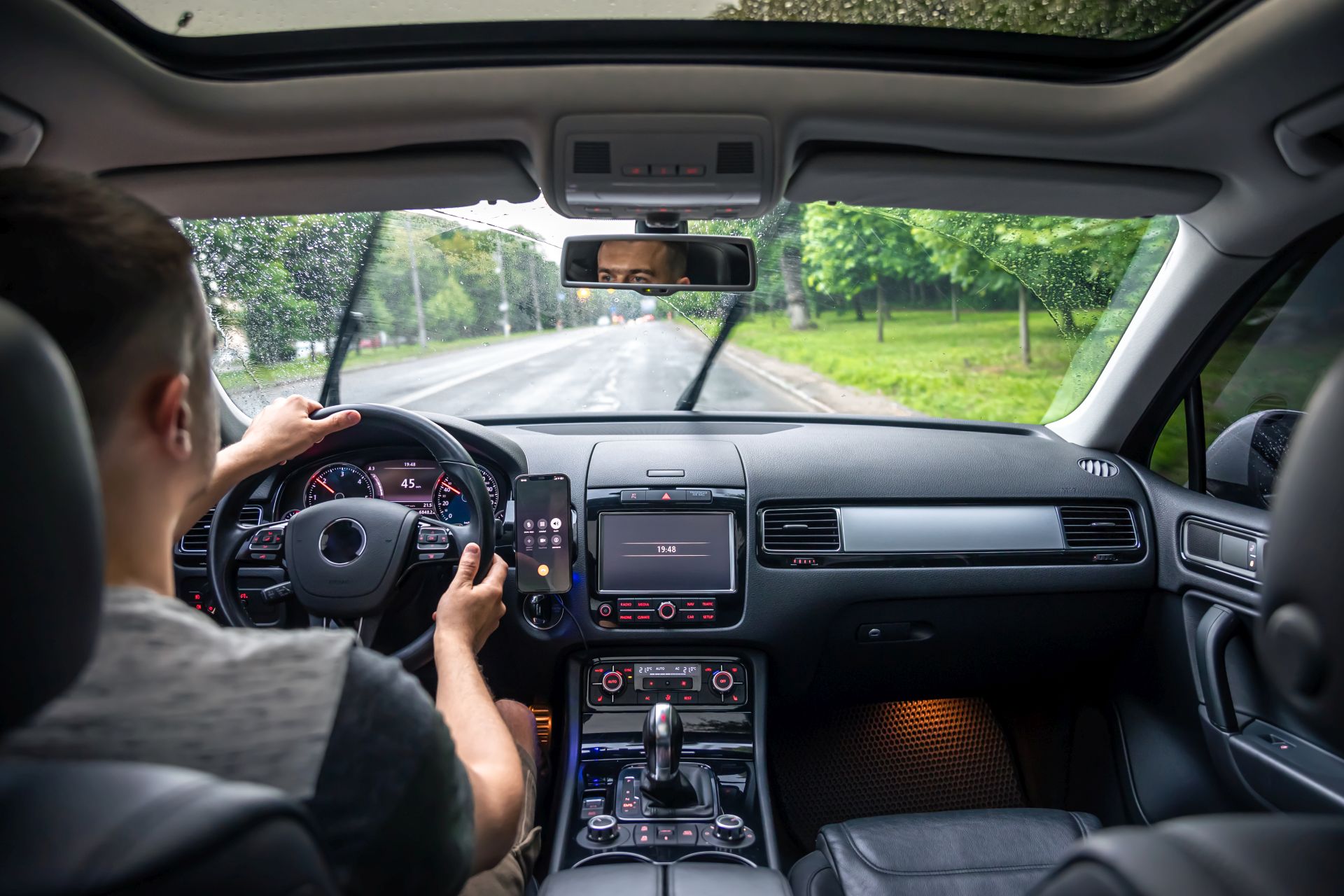 Co dziesiąte auto na polskich drogach ma cofnięty licznik. Skala zjawiska jest wręcz zatrważająca