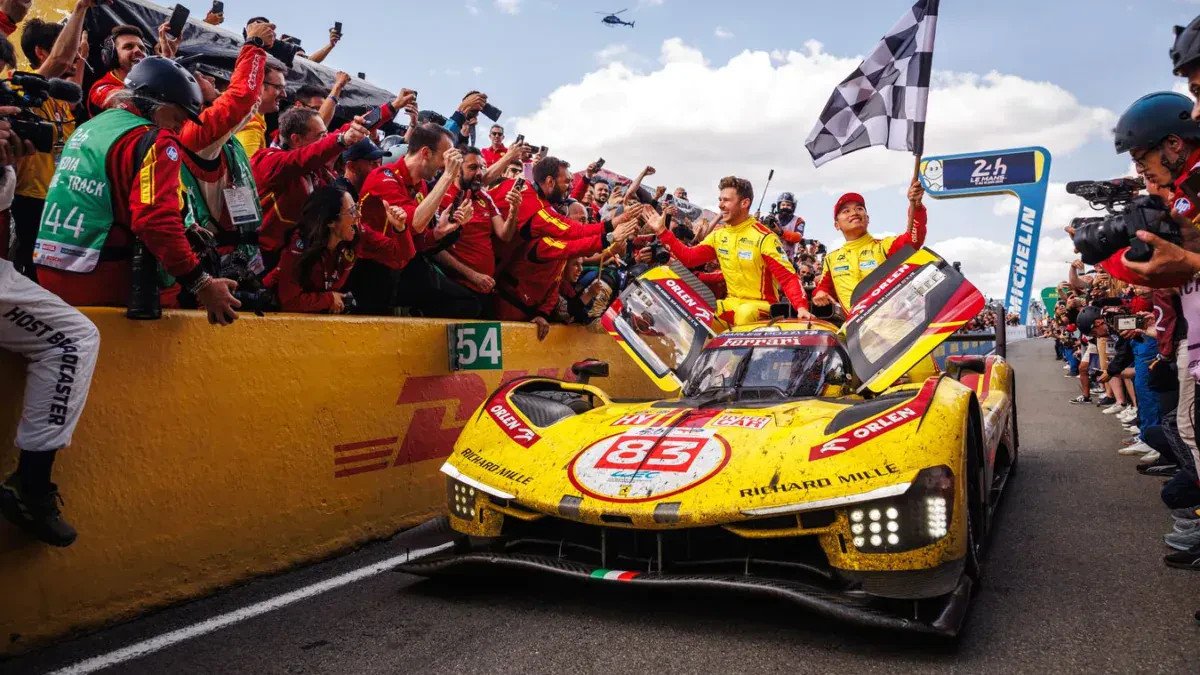 24 Hours of Le Mans. najważniejszy stint, awaria bidonu i pierwszy triumf Roberta Kubicy – tak piszę się historię