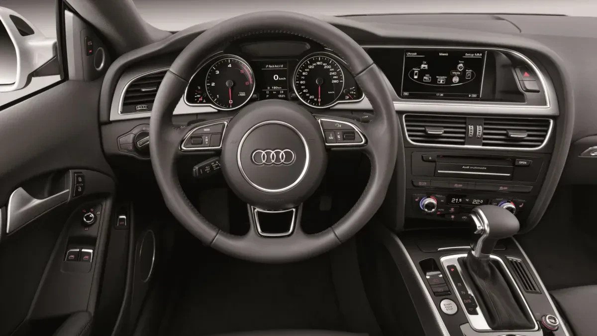 Limuzyna, która jest marzeniem Polaków. Piękne Audi kosztuje dziś mniej, niż ci się wydaje