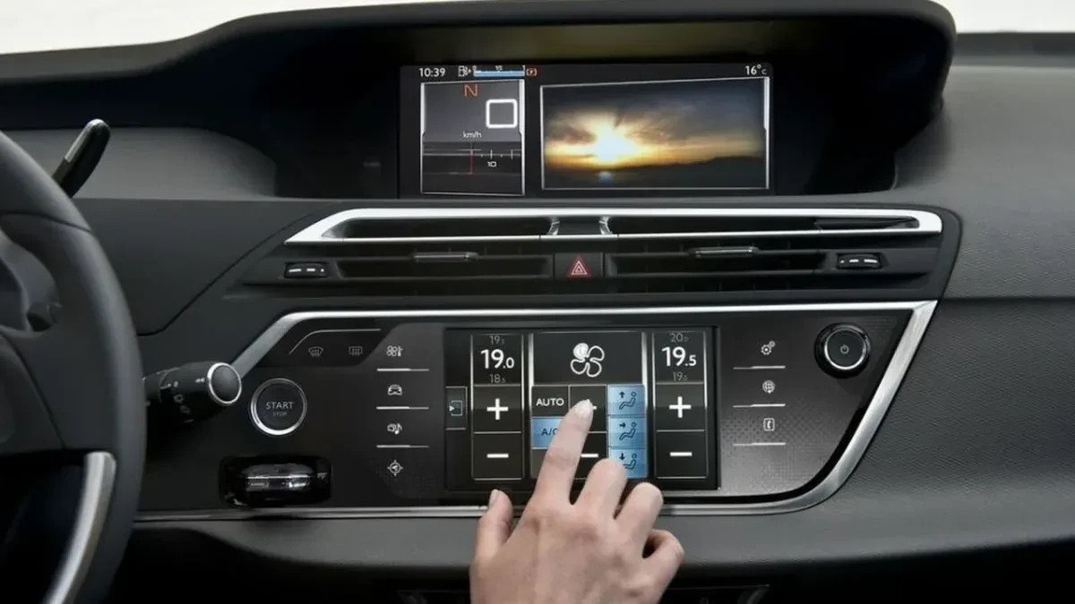 Nowoczesny, rodzinny Citroen na każdą kieszeń. Zbiera w Polsce wysokie oceny i świetne opinie