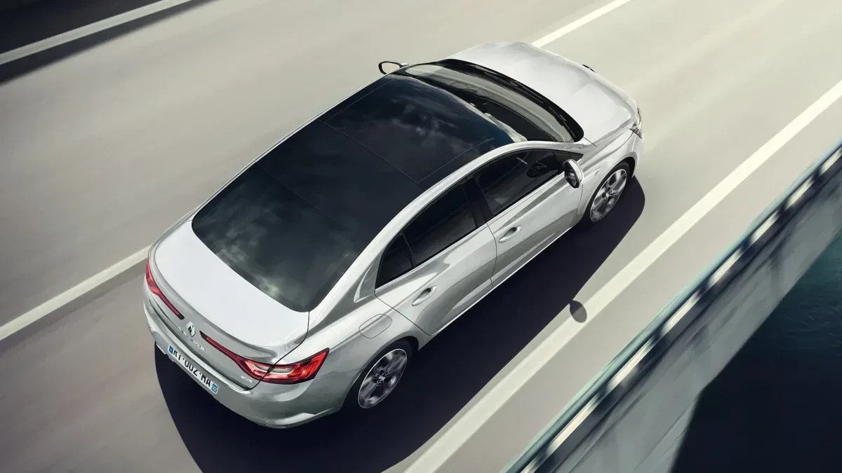W Toyocie byli święcie przekonani, iż ograli tu rywali. Jeden klient zrobił deal życia robiąc z taniego Renault bestsellera miesiąca