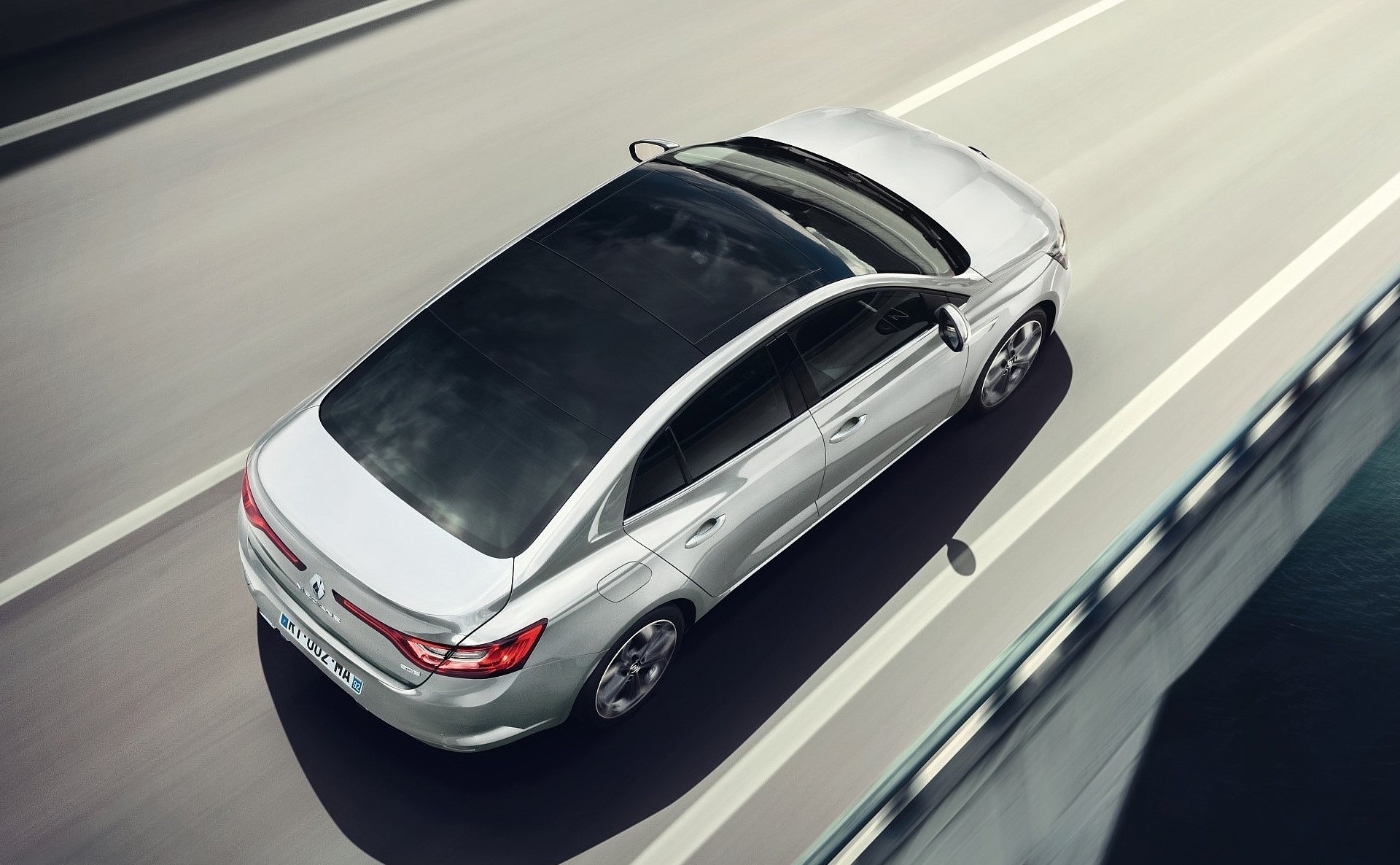 W Toyocie byli święcie przekonani, iż ograli tu rywali. Jeden klient zrobił deal życia robiąc z taniego Renault bestsellera miesiąca