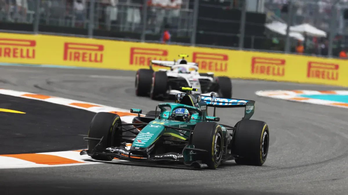 Fernando Alonso: „Jestem najlepszy w całej Formule 1”. Hiszpan przez cały czas wierzy w zwycięstwa