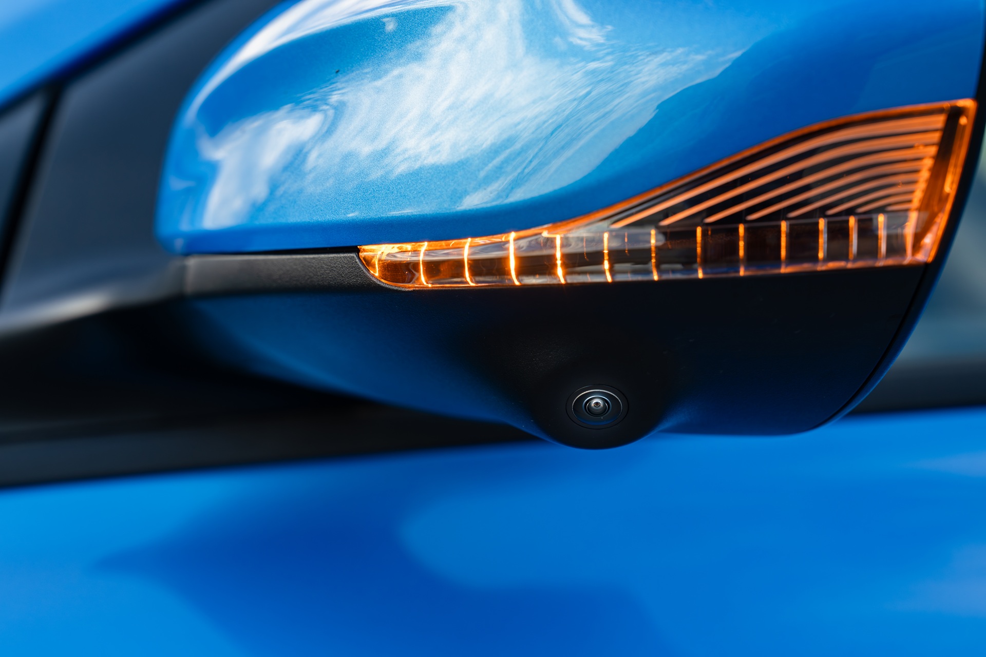 Toyota Yaris i Renault Clio wypunktowane. Hybrydowe MG3 w full wersji jest teraz na każdą kieszeń