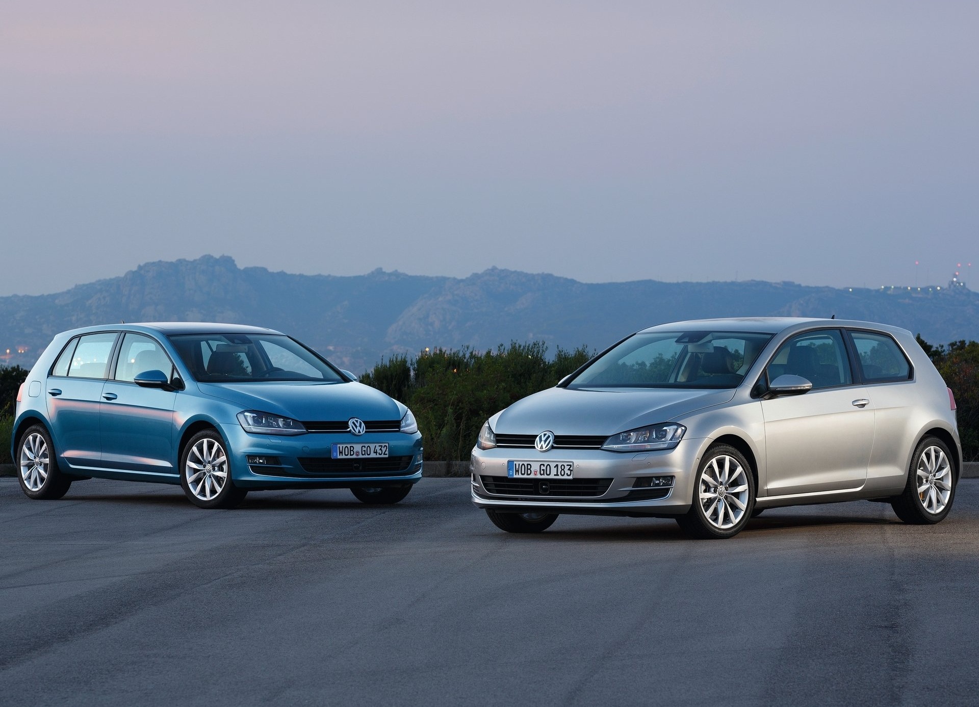Ceny Volkswagenów Golfów VII tak szorują po glebie, iż Polacy mogliby sobie kupować po dwa. Jedna oferta przebija drugą