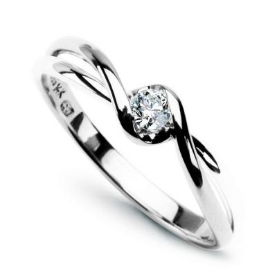 Staviori pierścionek zaręczynowy nowoczesny z białego złota 0,585. 1 diament, szlif brylantowy, masa 0,10 ct., barwa g, czystość si1.