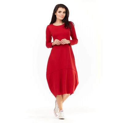 Czerwona dzianinowa midi sukienka bombka z długim rękawem