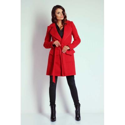 Czerwony szykowny płaszcz bez zapięcia z wiązanym paskiem
