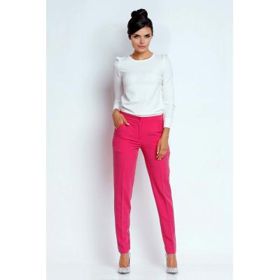 Różowe eleganckie spodnie cygaretki
