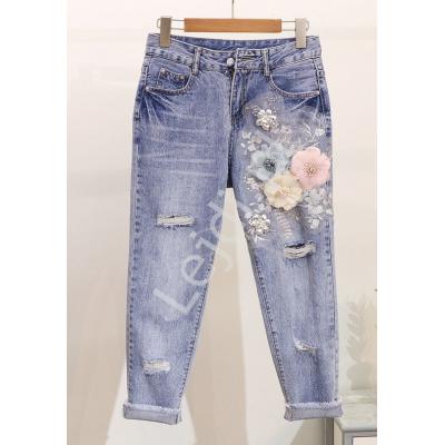 Niebieskie jeansy damskie z kwiatami 3d