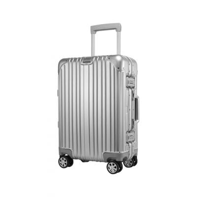 Emaga średnia walizka aluminiowa na kółkach kruger&matz czarna