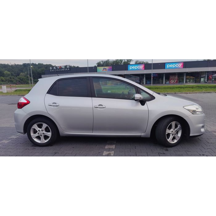 Toyota Auris 2.0 D4D Bogata wersja