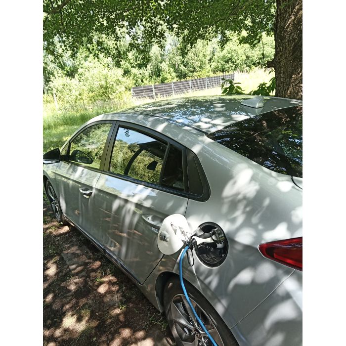samochód elektryczny Hyunday Ioniq E (nie tankujesz drogiego paliwa)