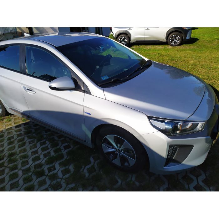 samochód elektryczny Hyunday Ioniq E (nie tankujesz drogiego paliwa)
