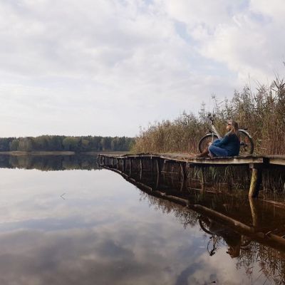 Weekendy  w domkuz widokiem na jezioro w Radęcinie
