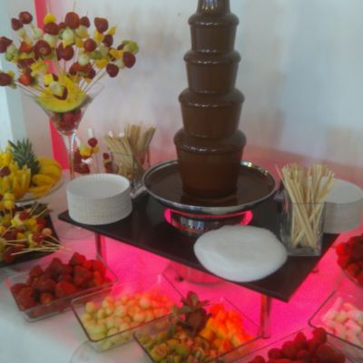 fontanna czekoladowa czekolady wynajem z obsługą