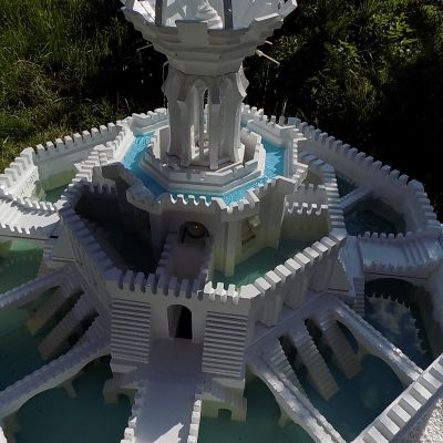 Nowa technika budowy form 3d - mała architektura z betonu - fontanny ogień i woda