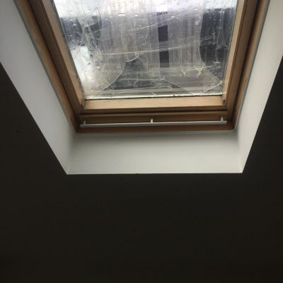 wymiana szyb w oknie dachowym szklenie okien dachowych