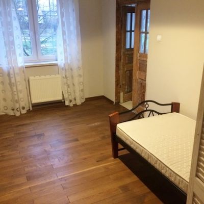 Mieszkanie 74 m2, parter, 3 pokoje w Krakowie