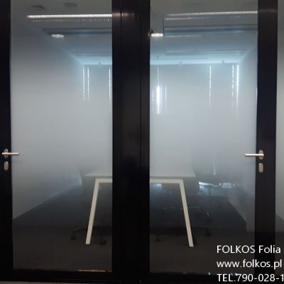 Folie okienne Górczewska, Człuchowska, Batalionów Chłopskich, Lazurowa -oklejanie szyb