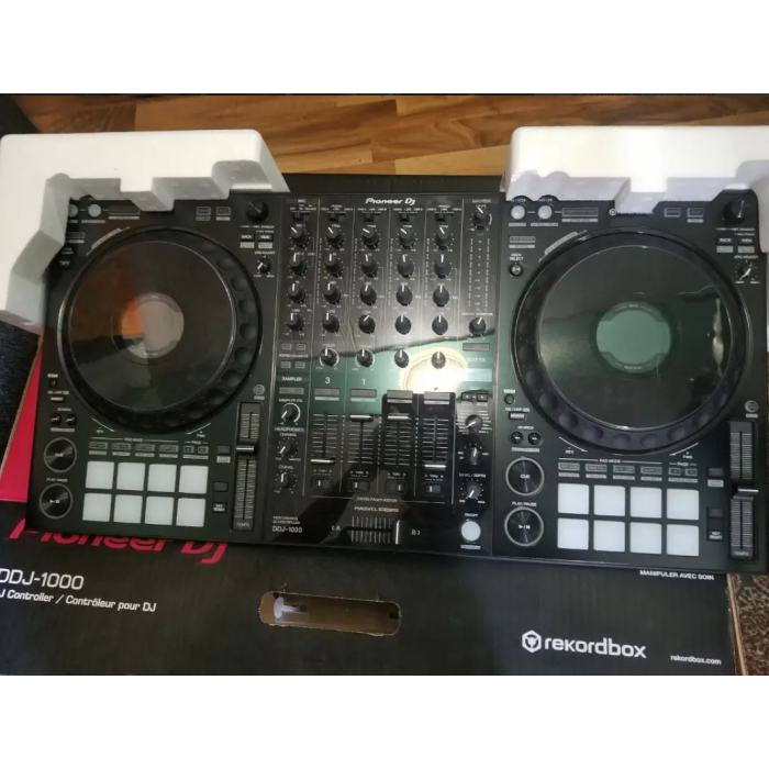 Pioneer DJ XDJ-RX3, Pioneer DDJ-REV7 DJ Kontroler, Pioneer XDJ XZ, Pioneer DDJ 1000, Shure BLX288/SM58 Combo M17, Pioneer DDJ 1000SRT, Pioneer CDJ 3000