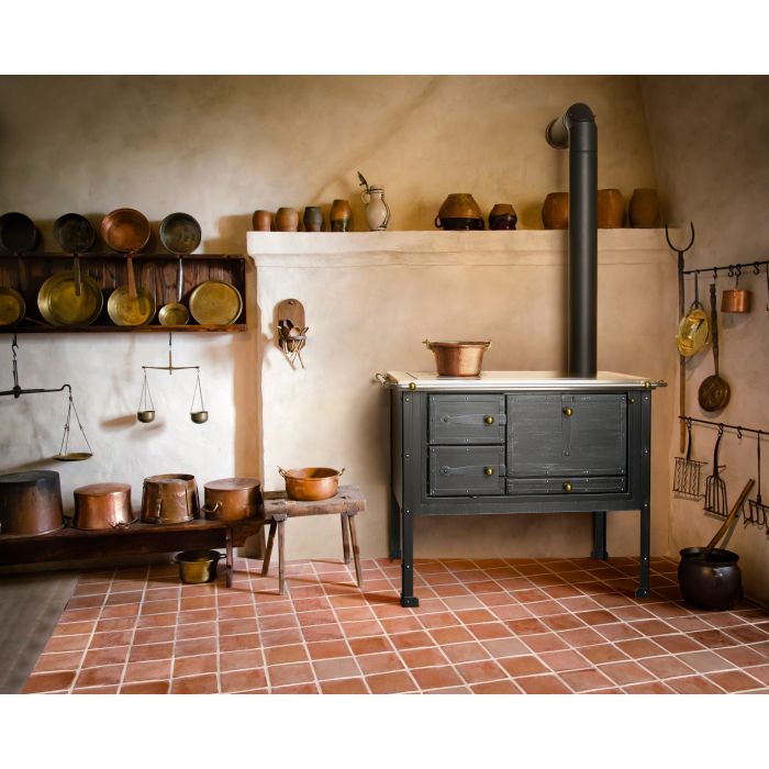 Kuchnie węglowe, na drewno, piece kuchenne.