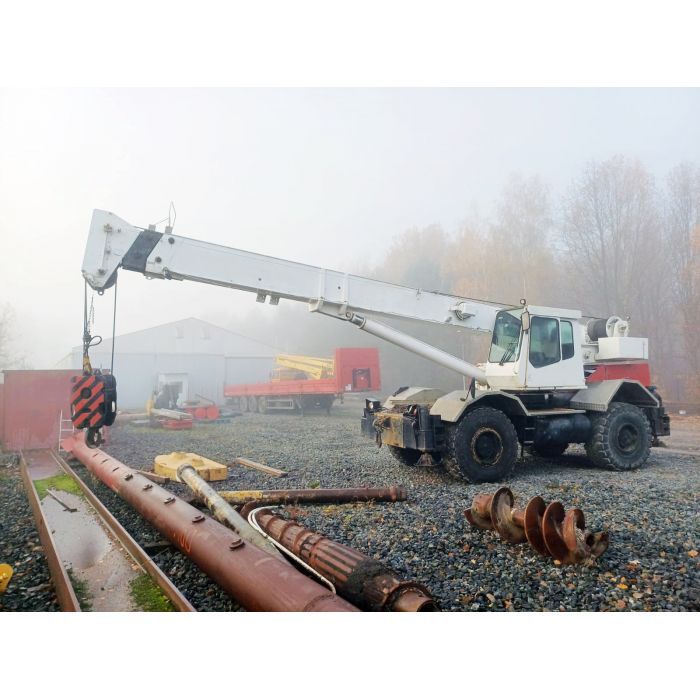 Używany Żuraw samojezdny Grove RT 640S - 33 ton