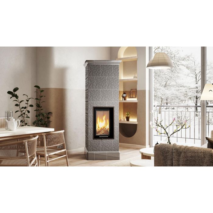 Zdrowy akumulacyjny piec kaflowy nowej generacji z widokiem ognia.