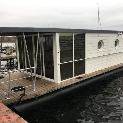 Dom na wodzie - La Mare 1100 Shafran Apartboat