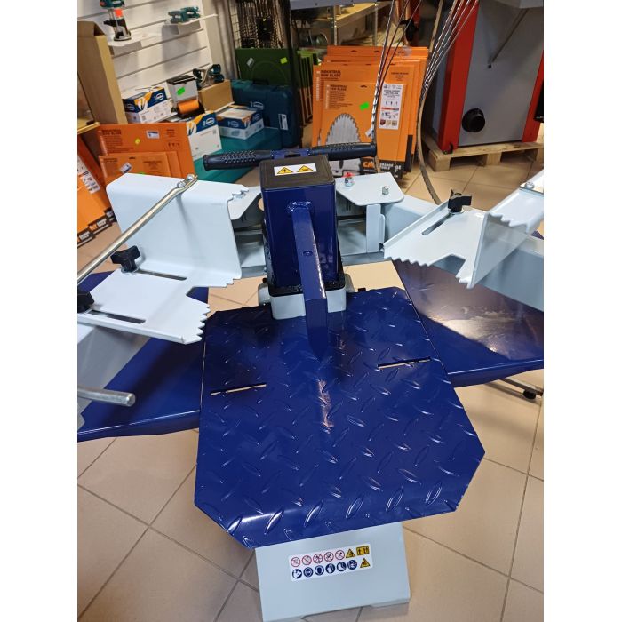 Łuparka do drewna opałowego 8 t - HSE 8-550 400V- wyprzedaż ekspozycyjna