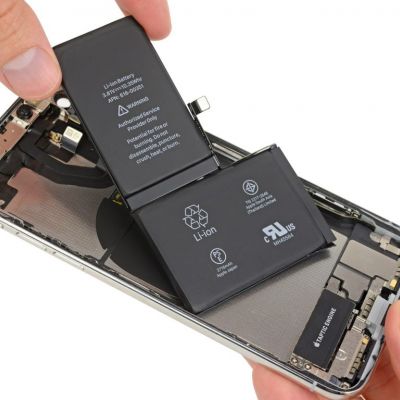 Wymiana baterii iPhone Tanio i szybko Kurier