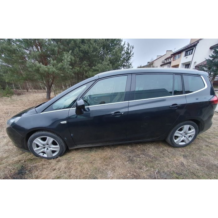 Opel Zafira Tourer - wersja C, silnik 2.0D (CDTI), 2014 rok, czarny metalic