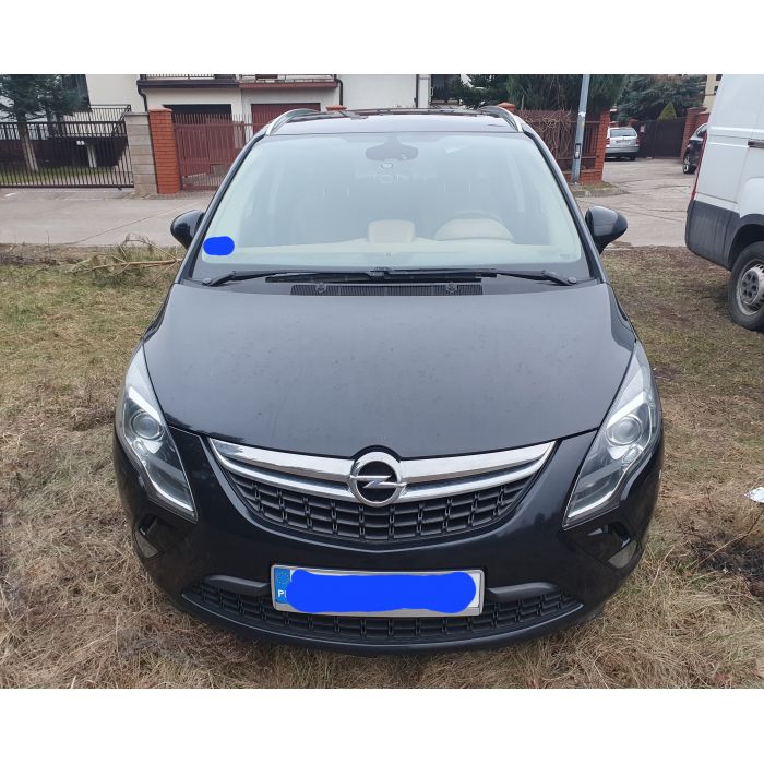 Opel Zafira Tourer - wersja C, silnik 2.0D (CDTI), 2014 rok, czarny metalic