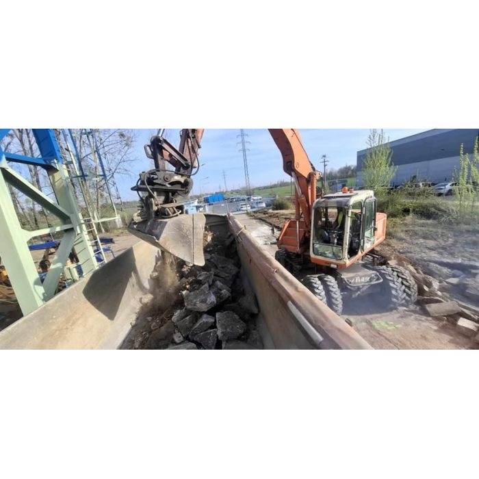 TRANSPORT GRUZU, ZIEMI, MATERIAŁÓW SYPKICH - DO 25 TON