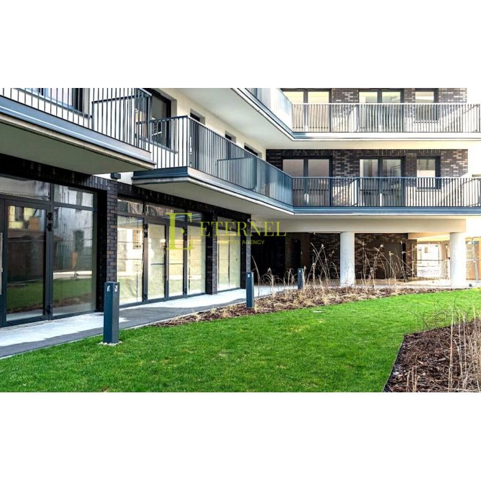 Kraków – ul. Grzegórzecka, lokal użytkowy z zapleczem 159 m² + parking