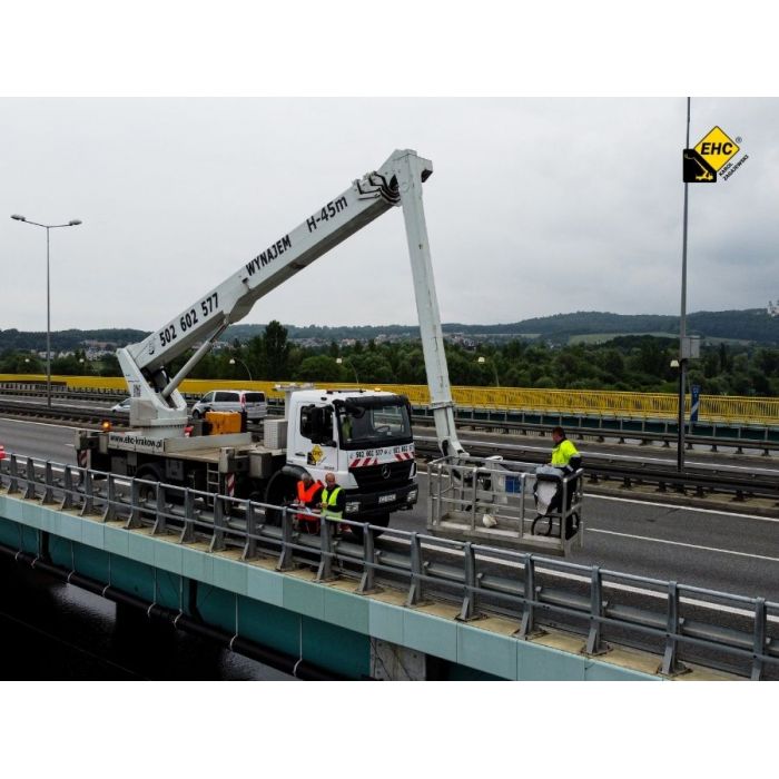 Wynajem podnośników koszowych (do 70m), wynajem żurawi samojezdnych (do 50t)