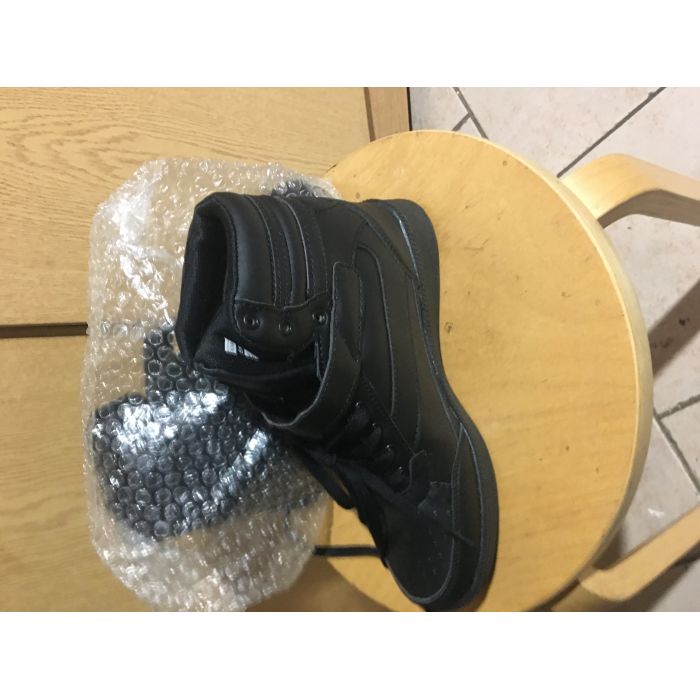 Buty podwyższane