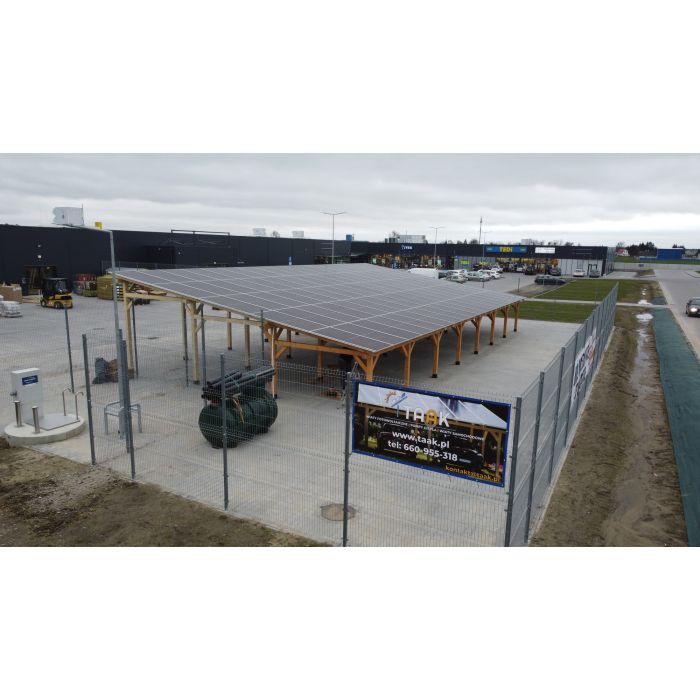 DREWNIANA WIATA FOTOWOLTAICZNA – 10,62 kWp + BATERIA 15 kWh