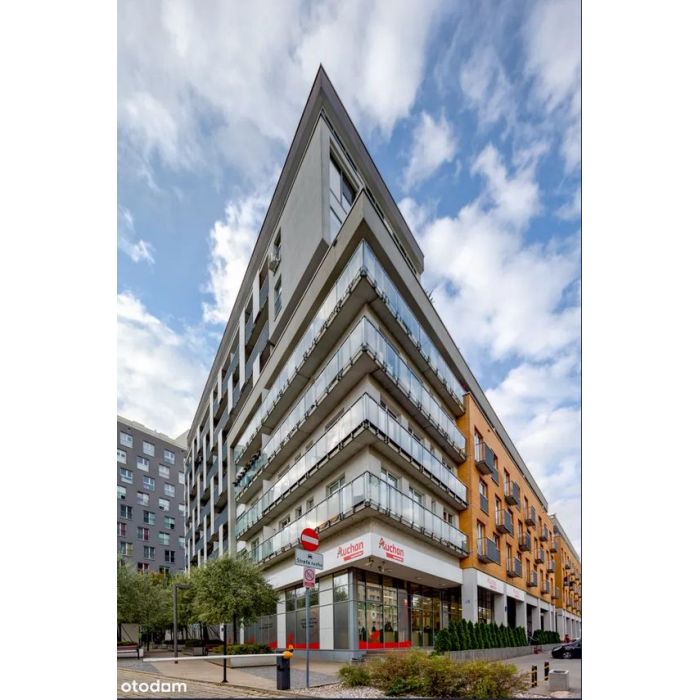 Warszawa, bliska Wola, 2 pokoje, 2 łaź., metro 300 m, rustykalna kuchnia