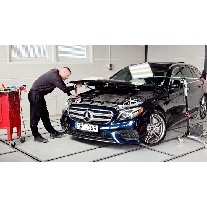 ArtCar - Naprawa Wgnieceń Samochodowych Metodą PDR