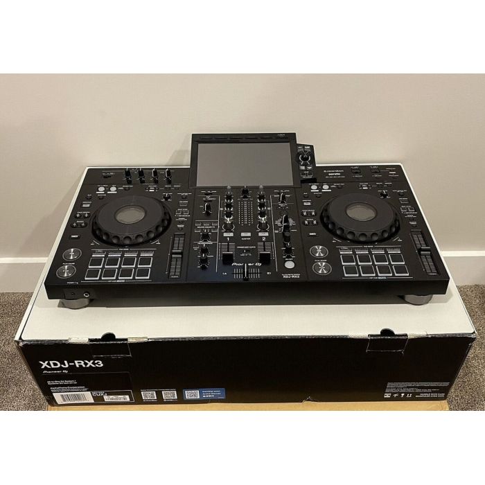 AlphaTheta XDJ-AZ, AlphaTheta OMNIS-DUO, Pioneer OPUS-QUAD, Pioneer XDJ-RX3, Pioneer XDJ-XZ, Pioneer DDJ-FLX10, Pioneer DDJ-REV7, Pioneer CDJ-3000, Pioneer DJM-A9, AlphaTheta Euphonia, Pioneer CDJ-2000NXS2, Pioneer DJM-900NXS2, Pioneer DJM-V10