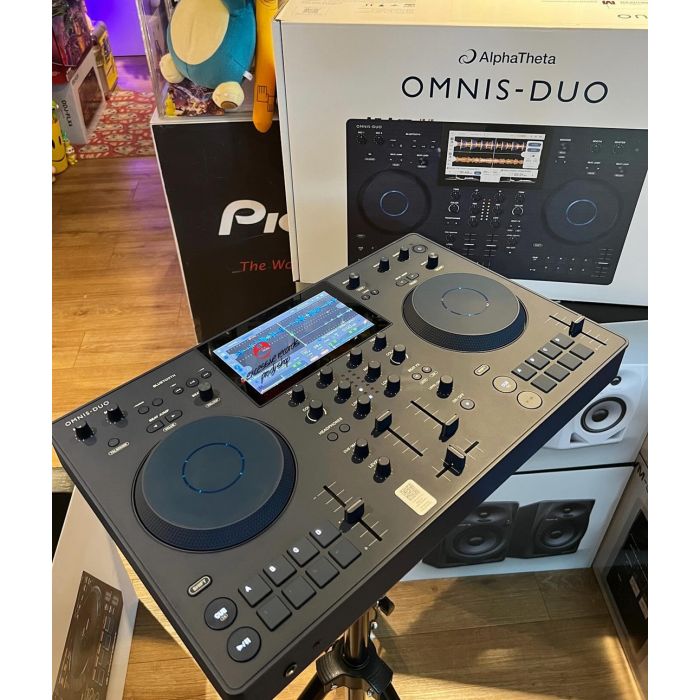 AlphaTheta XDJ-AZ, AlphaTheta OMNIS-DUO, Pioneer OPUS-QUAD, Pioneer XDJ-RX3, Pioneer XDJ-XZ, Pioneer DDJ-FLX10, Pioneer DDJ-REV7, Pioneer CDJ-3000, Pioneer DJM-A9, AlphaTheta Euphonia, Pioneer CDJ-2000NXS2, Pioneer DJM-900NXS2, Pioneer DJM-V10