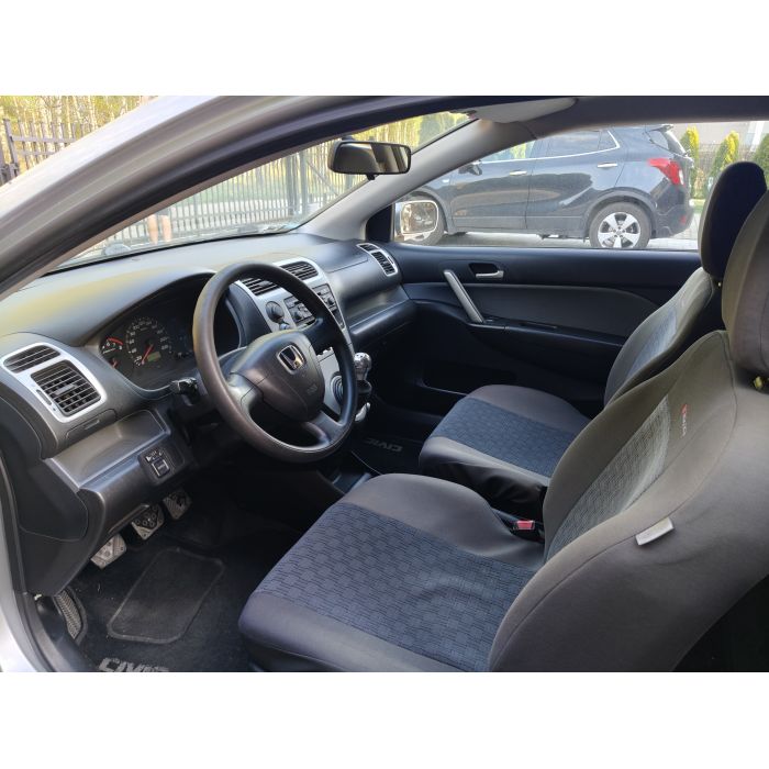 Honda Civic 1.6 v-tec 110KM 3D hatchback